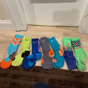 7 pairs Nike Elite Socks.